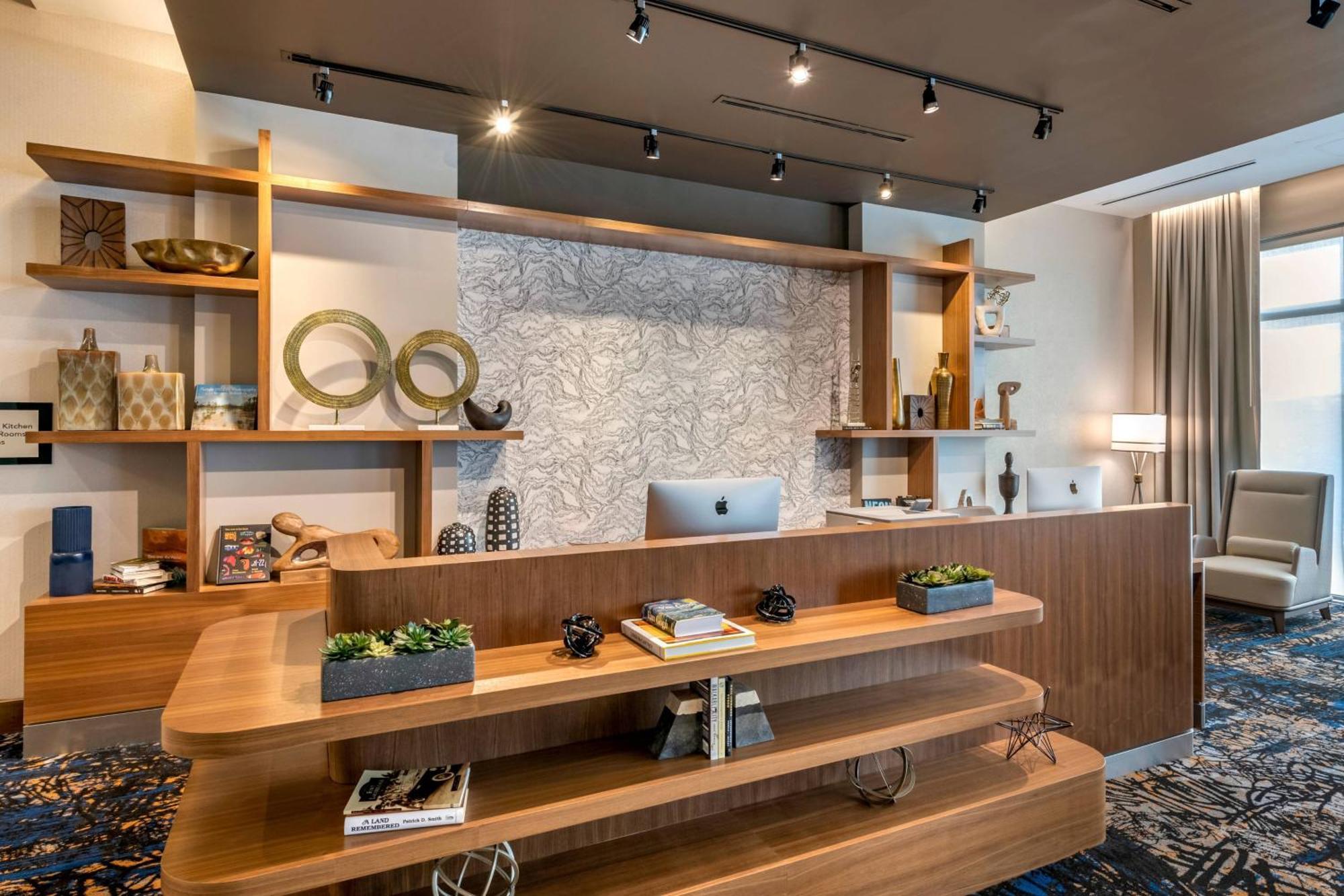 Courtyard By Marriott Fort Lauderdale Downtown Exteriör bild